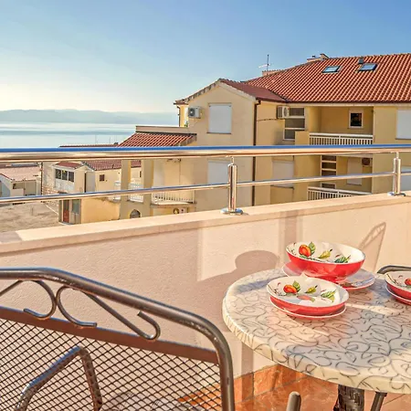 Awesome Apartment In Baska Voda Baška Voda